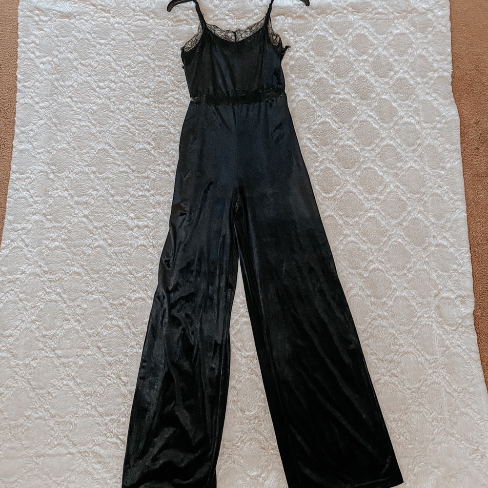 Walter Baker Black velvet jumpsuit - Picture 4 of 7